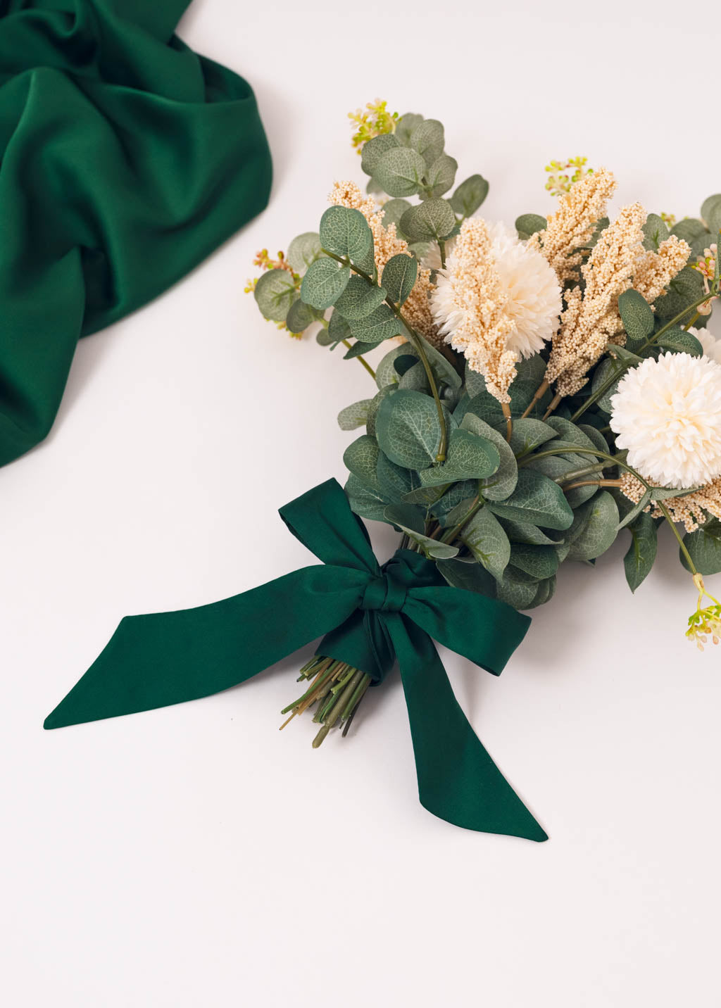 Matching bows for bridesmaid bouquet