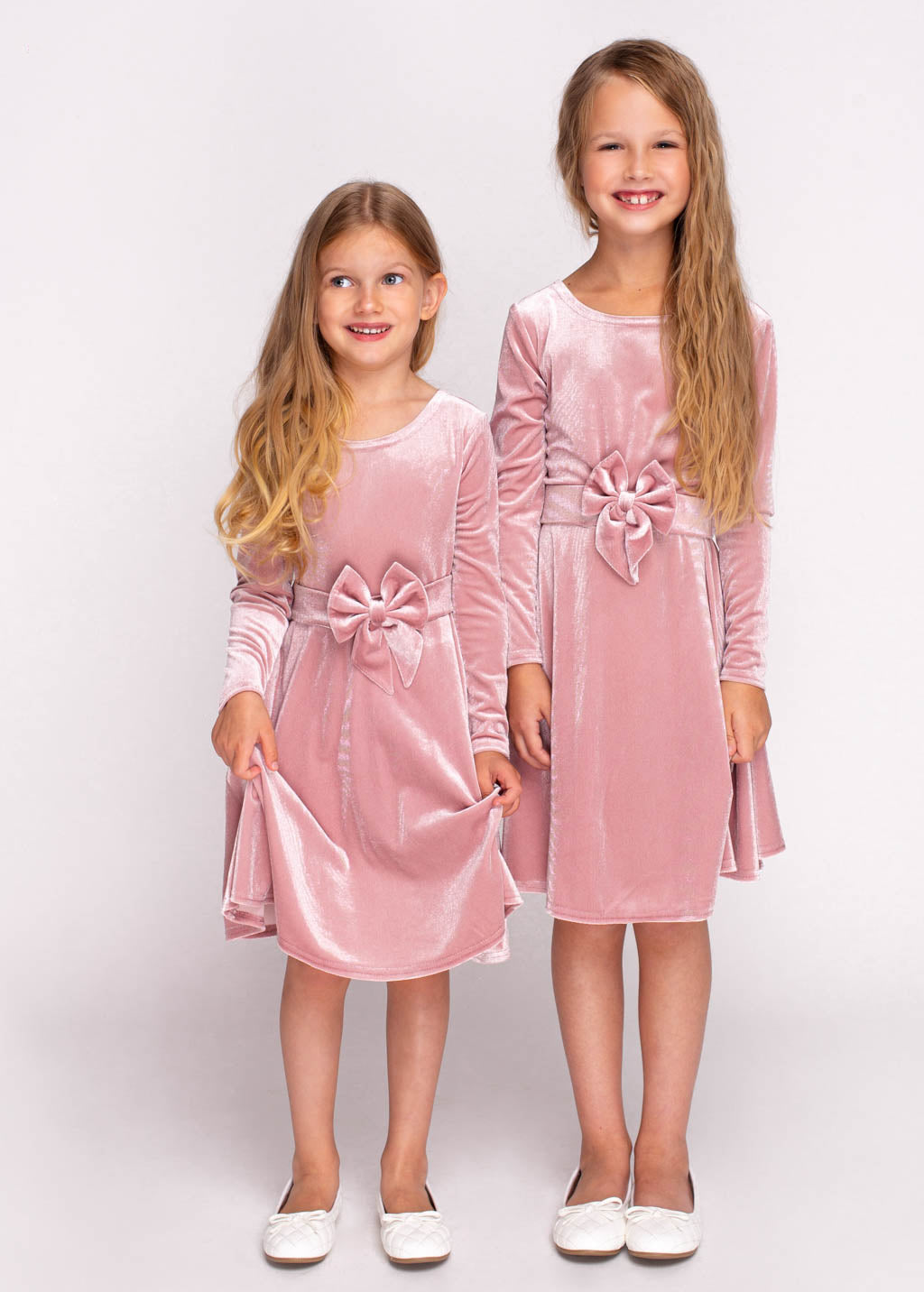 Mauve girl velvet dress