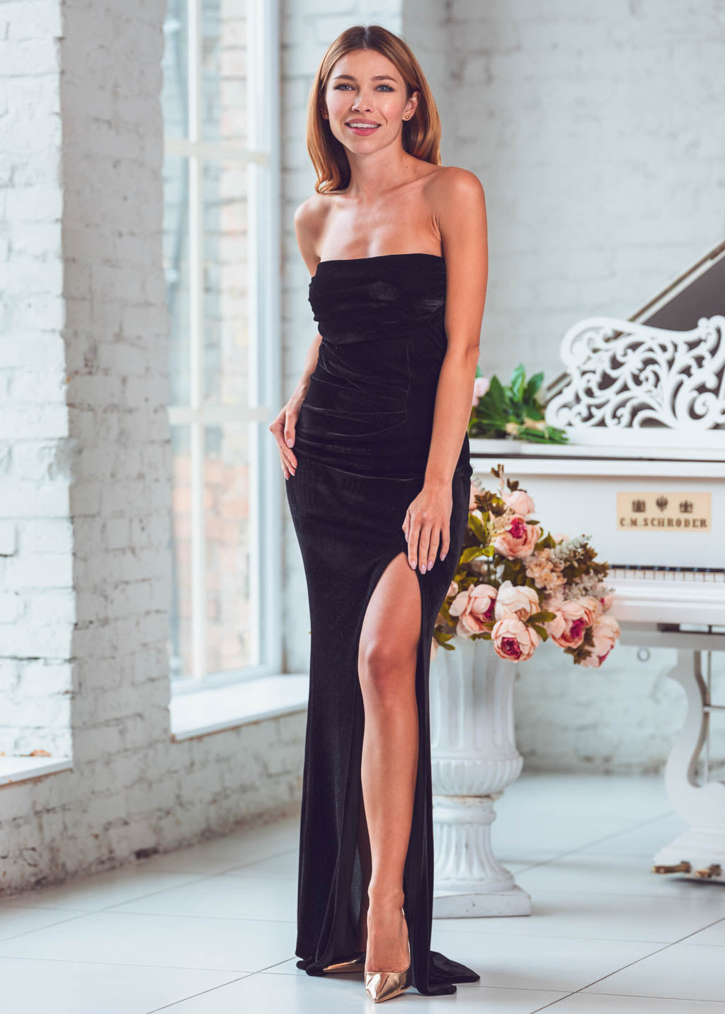 Black open shoulders slit velvet dress
