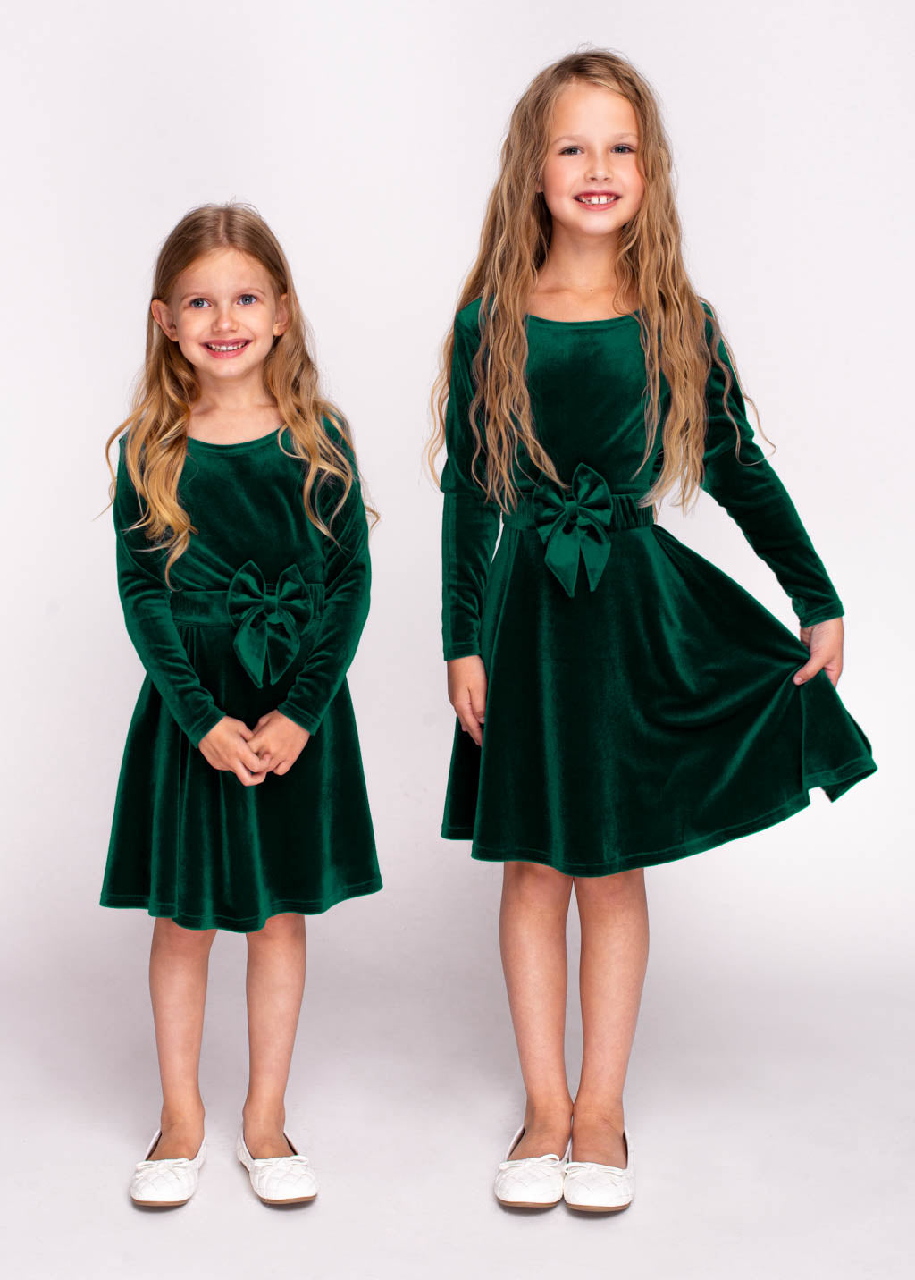 Emerald green girl velvet dresses