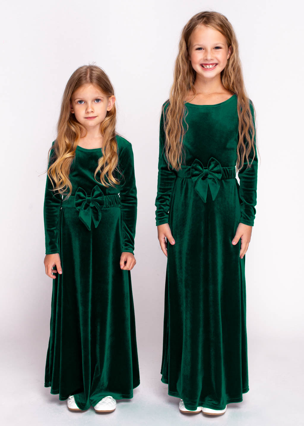 Emerald green girl velvet long dress