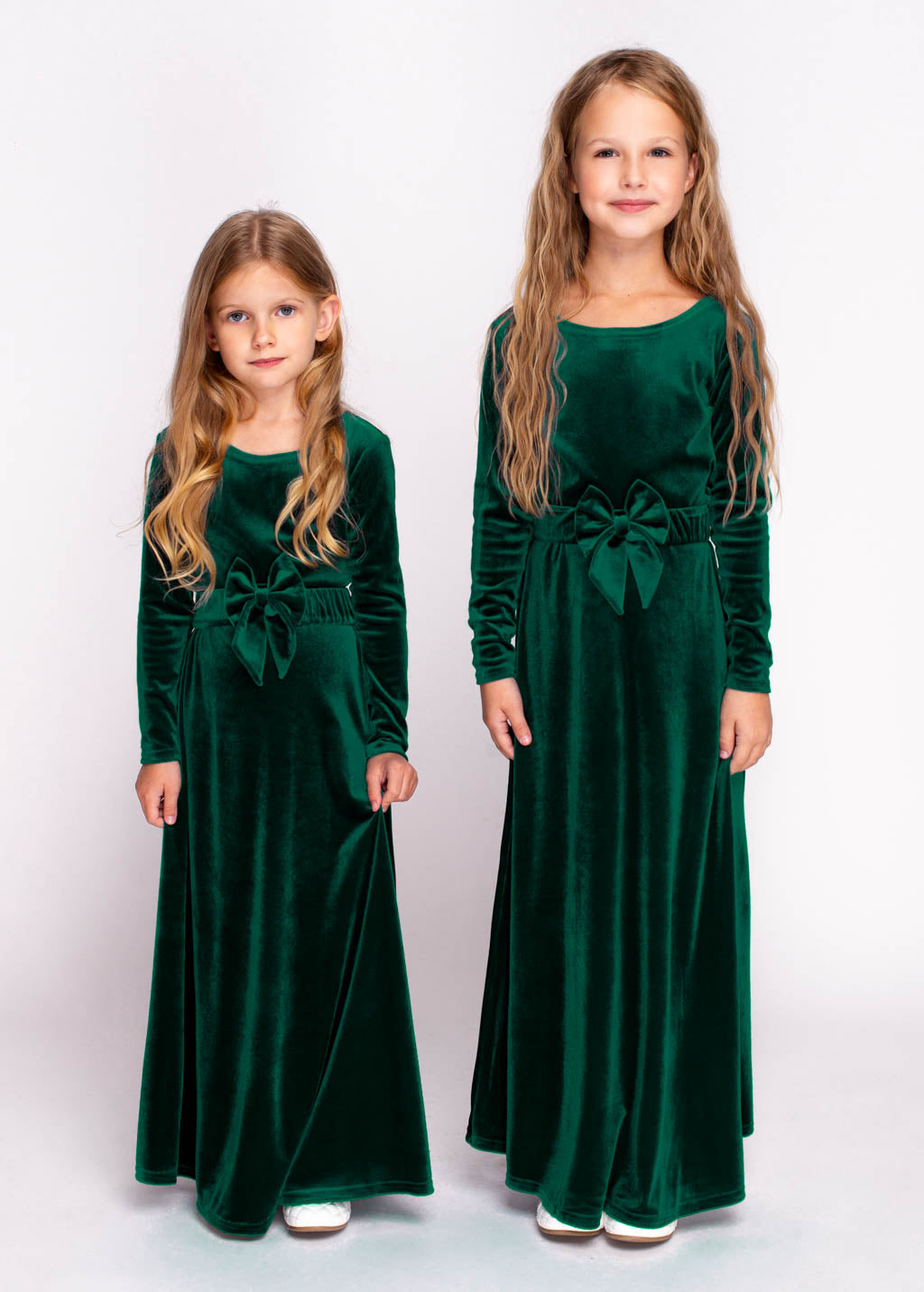 Emerald green girl velvet long dress