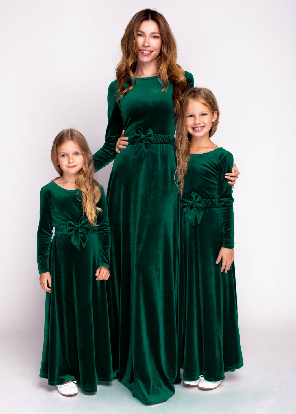 Emerald green girl velvet long dress