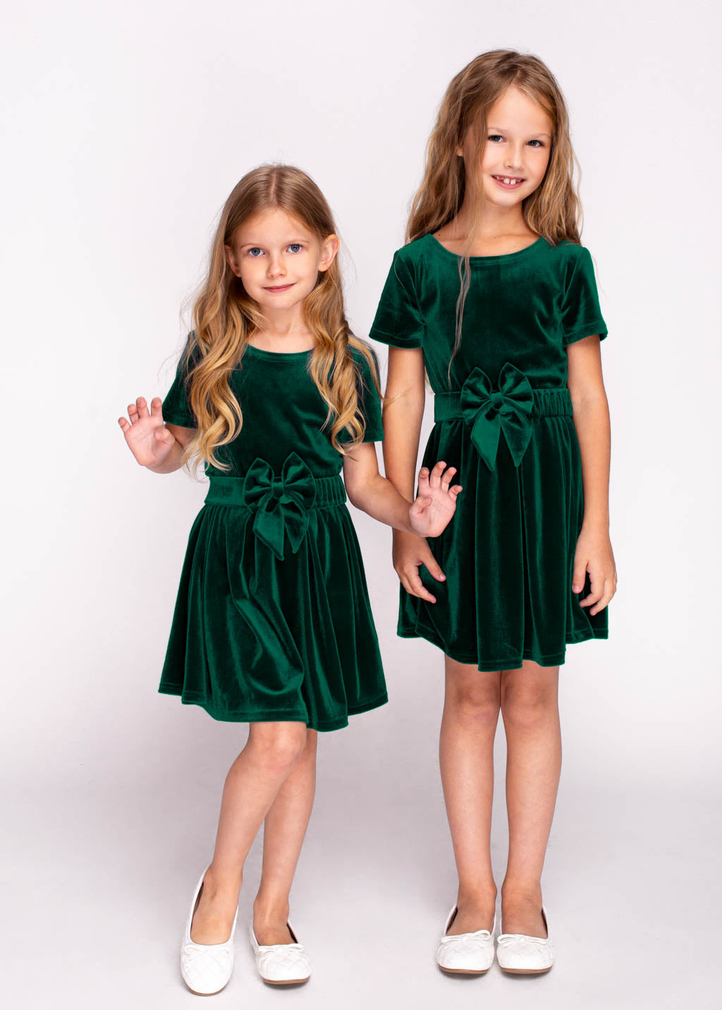 Emerald green green girl velvet dress