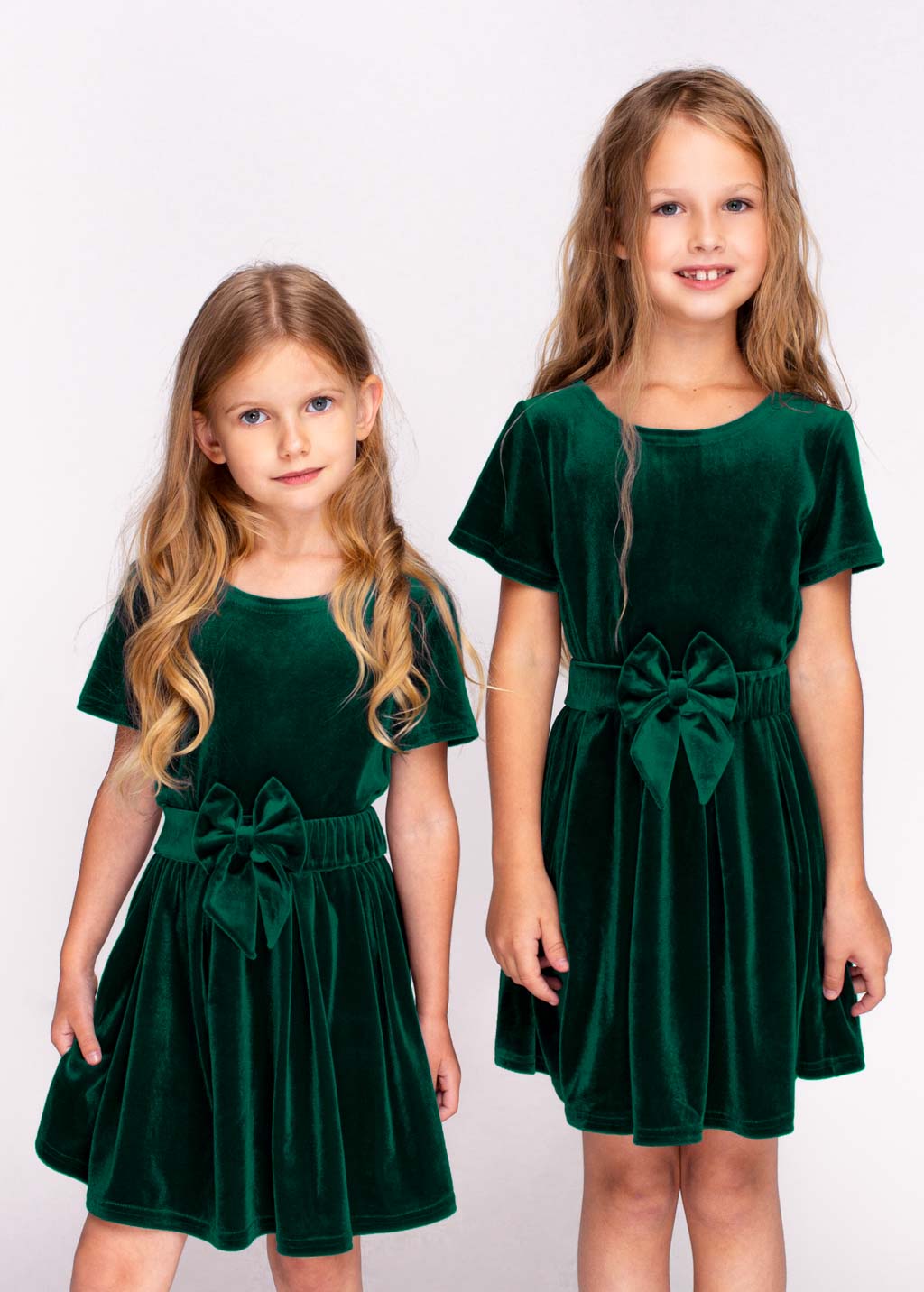 Emerald green green girl velvet dress