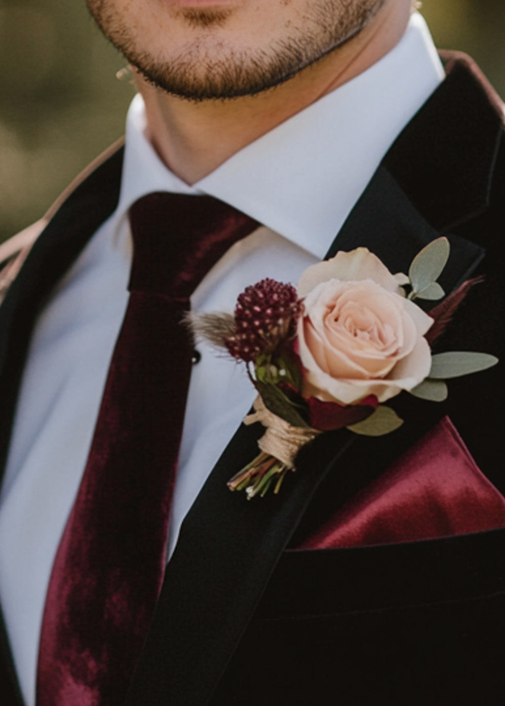 Velvet tie & pocket square