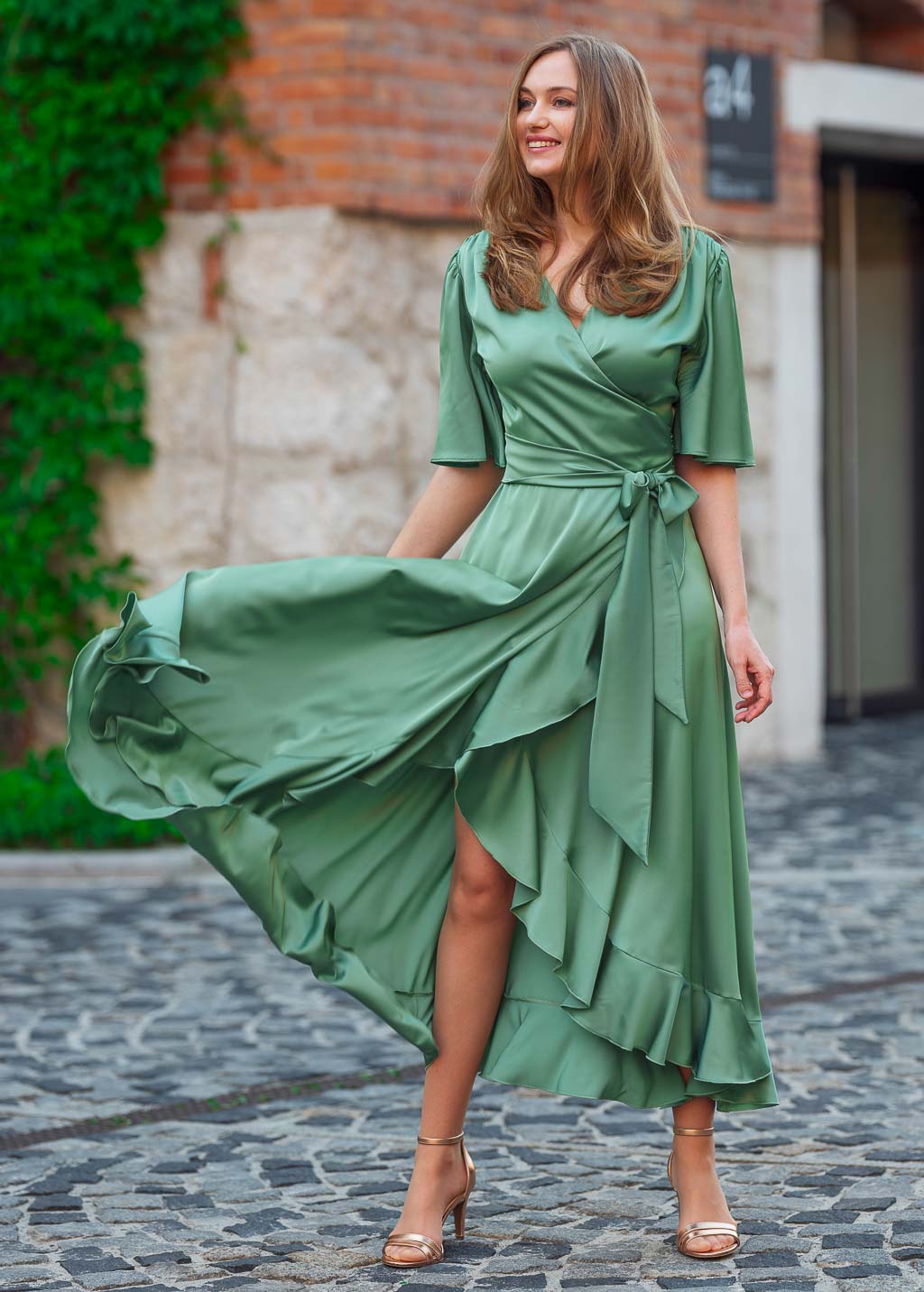 Robe portefeuille en soie vert olive