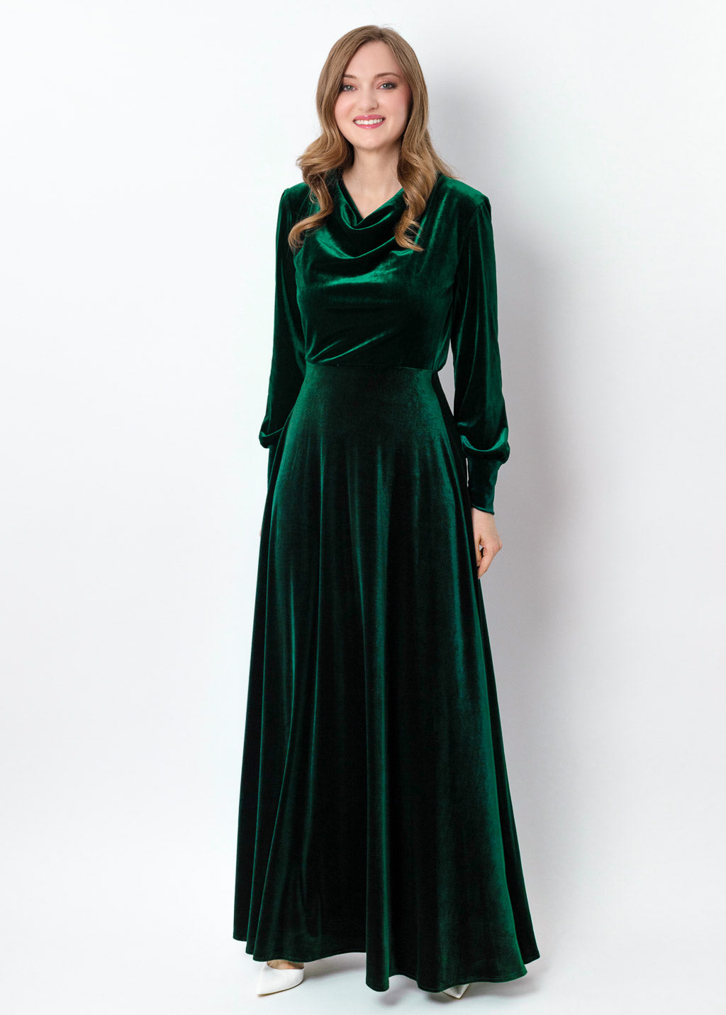 Velvet winter dress in emerald green