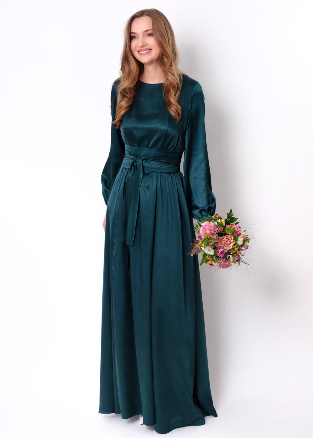 Robe longue en soie vert sarcelle foncé avec ceinture