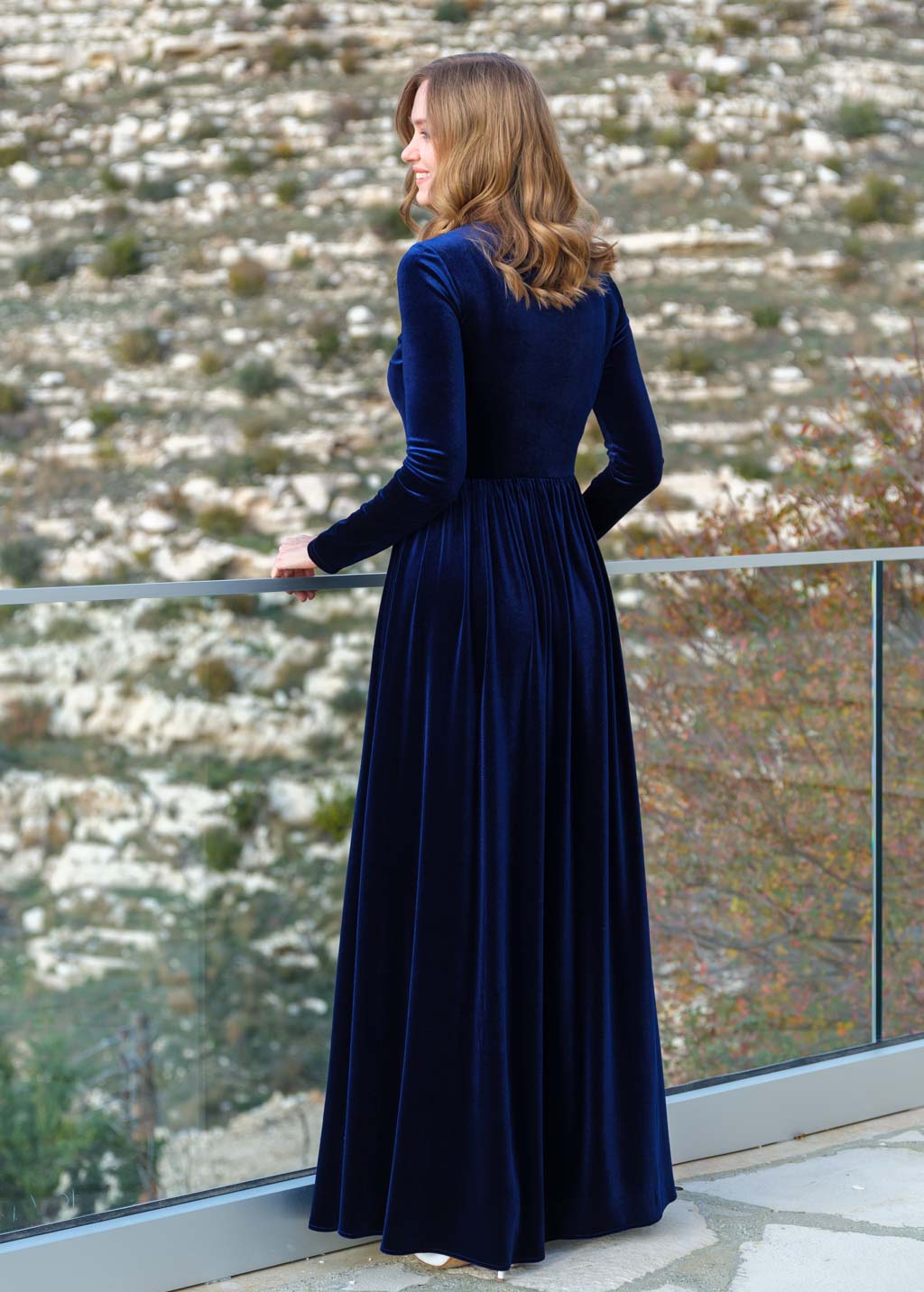 Velvet dress in Emerald Green: for Holiday Parties, Christmas, Winter Weddings, Special Occasions