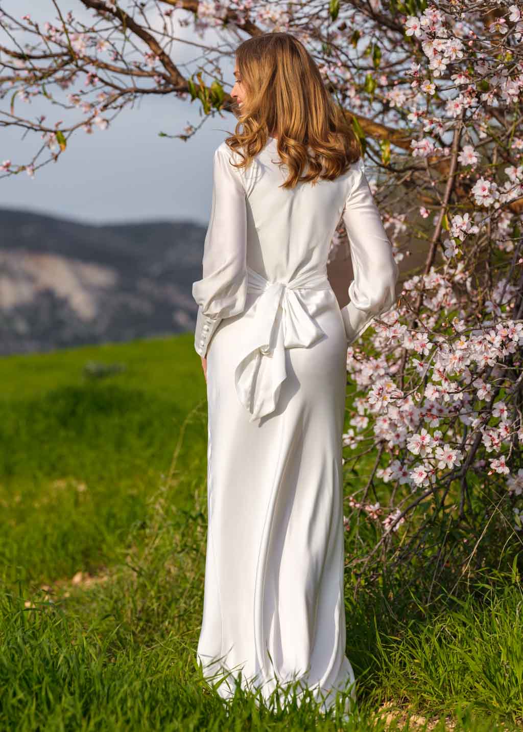 Ivory silk wedding dress