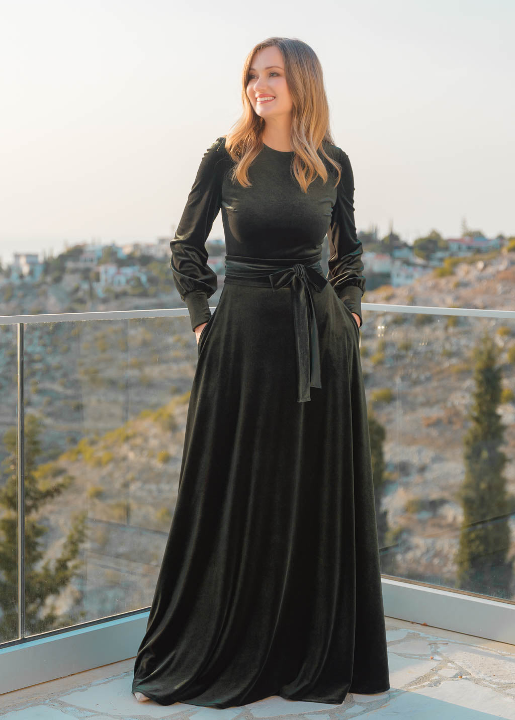 Velvet long dress in Dark Olive with pockets and belt