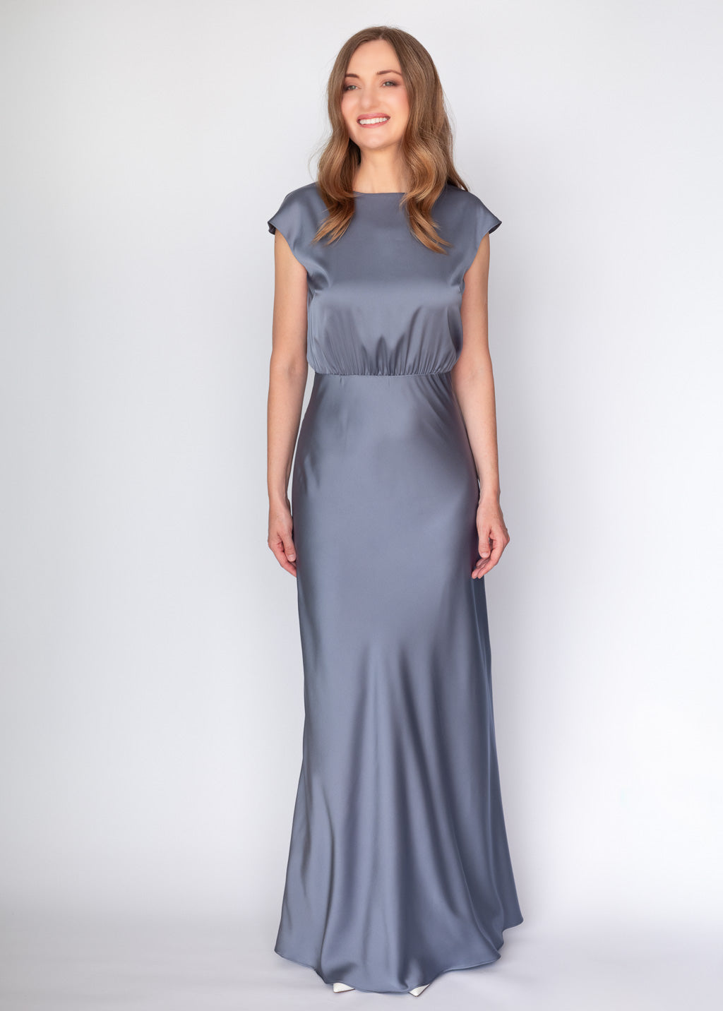 Taupefarbenes Unterkleid aus Seide