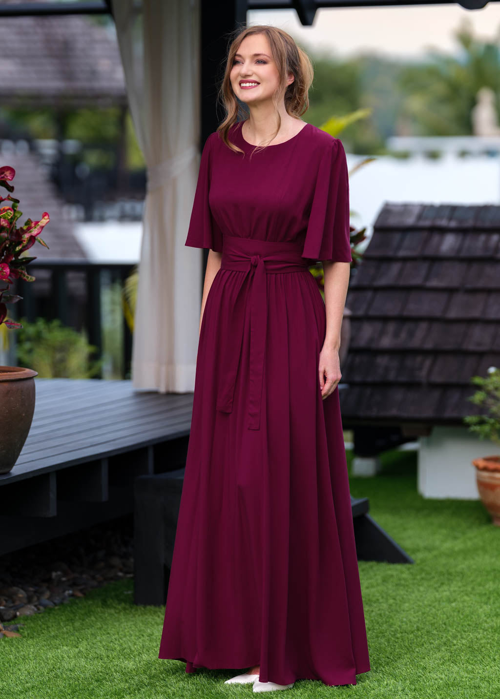 Burgundy long dress with belt