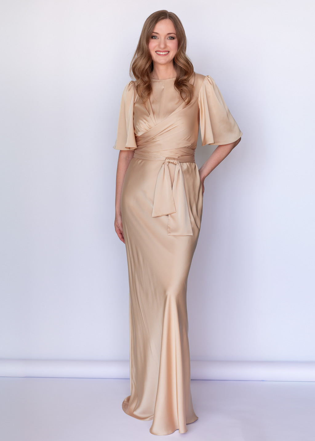 Taupefarbenes Unterkleid aus Seide