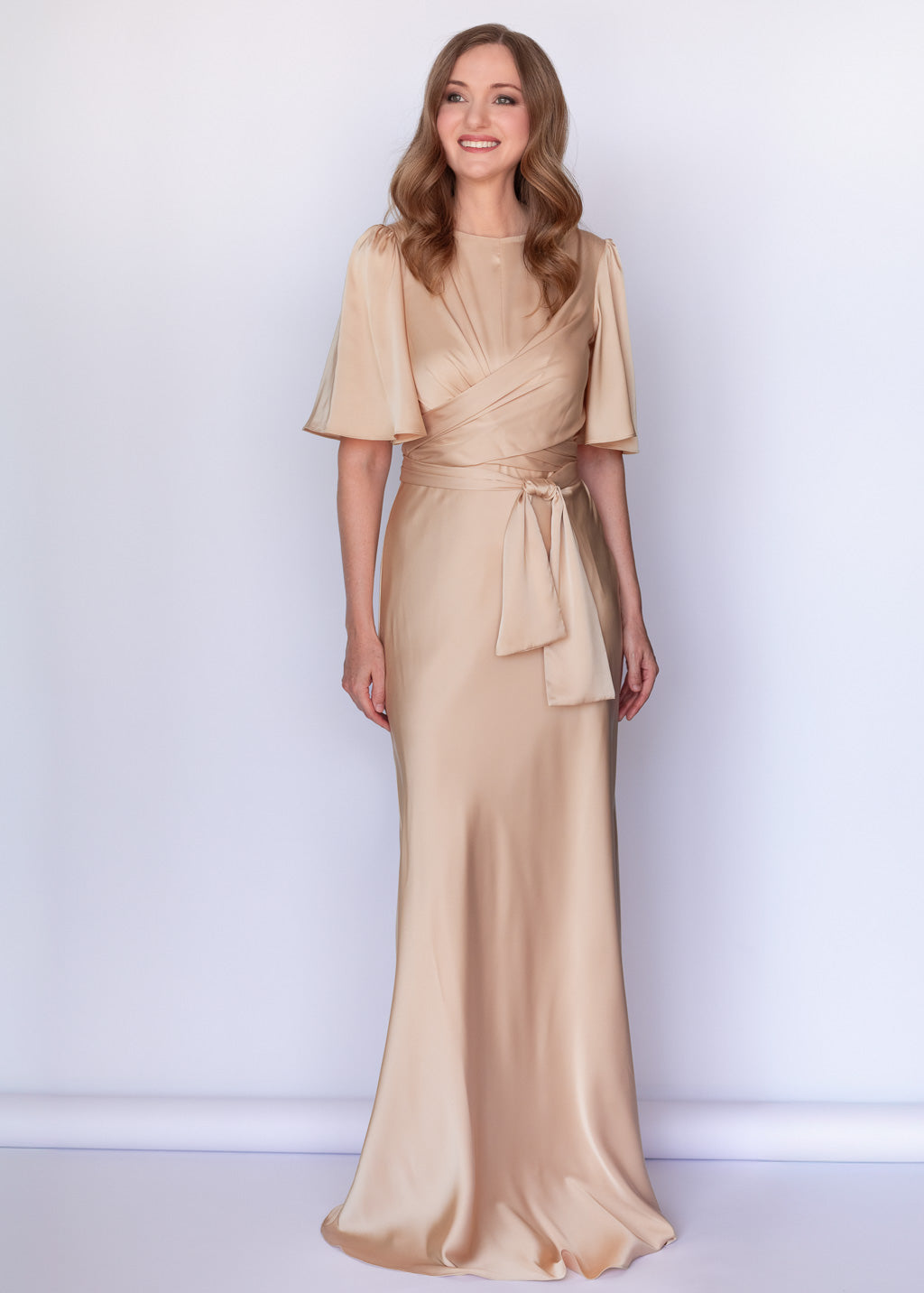 Taupefarbenes Unterkleid aus Seide