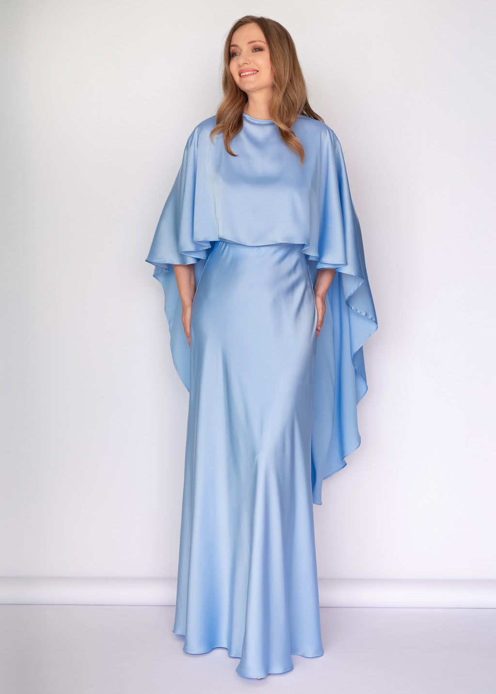 Robe nuisette en soie taupe