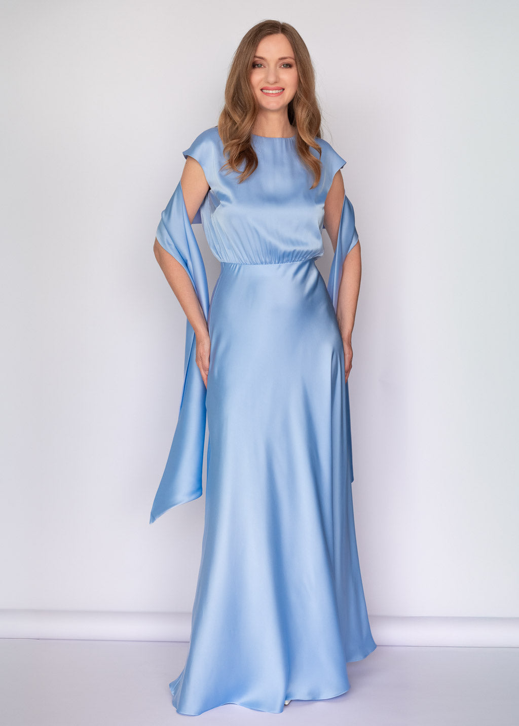 Taupefarbenes Unterkleid aus Seide
