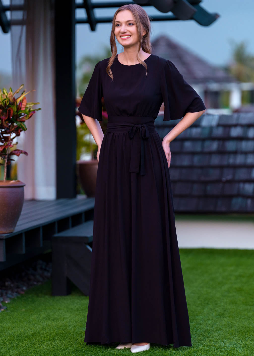 Black long dress with belt