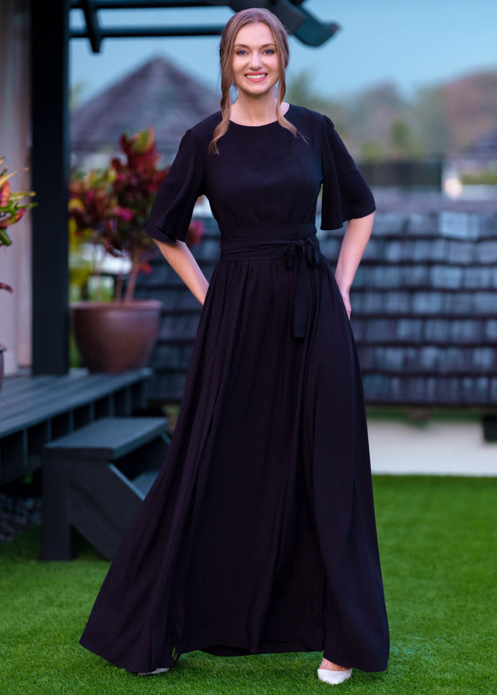 Black long dress with belt