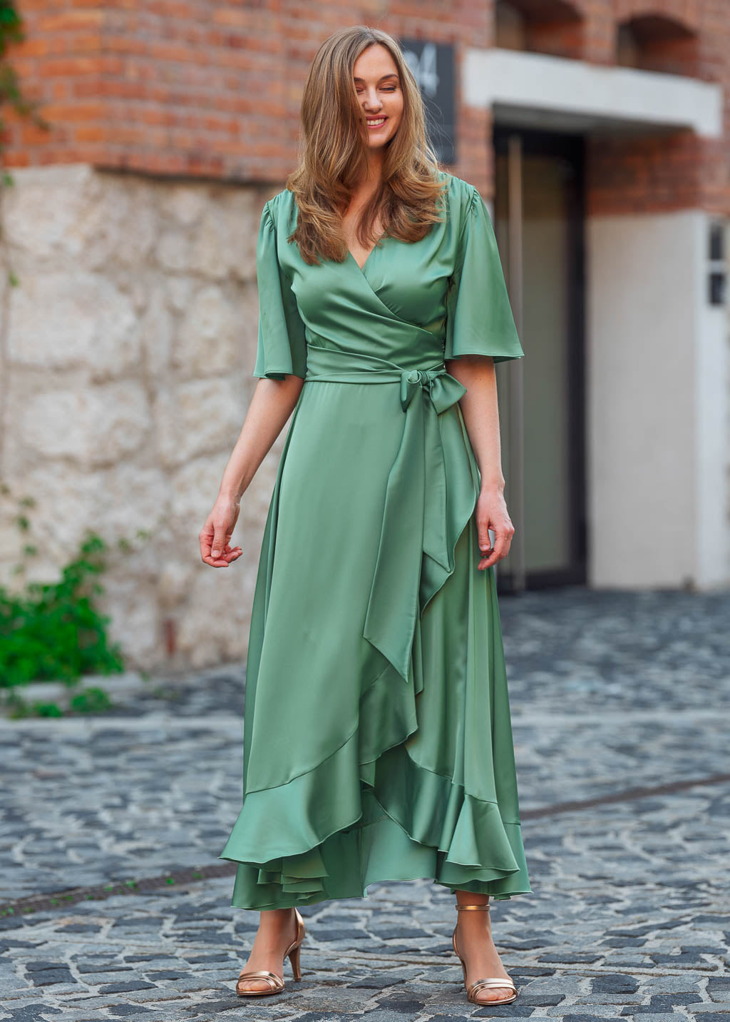 Robe portefeuille en soie vert olive