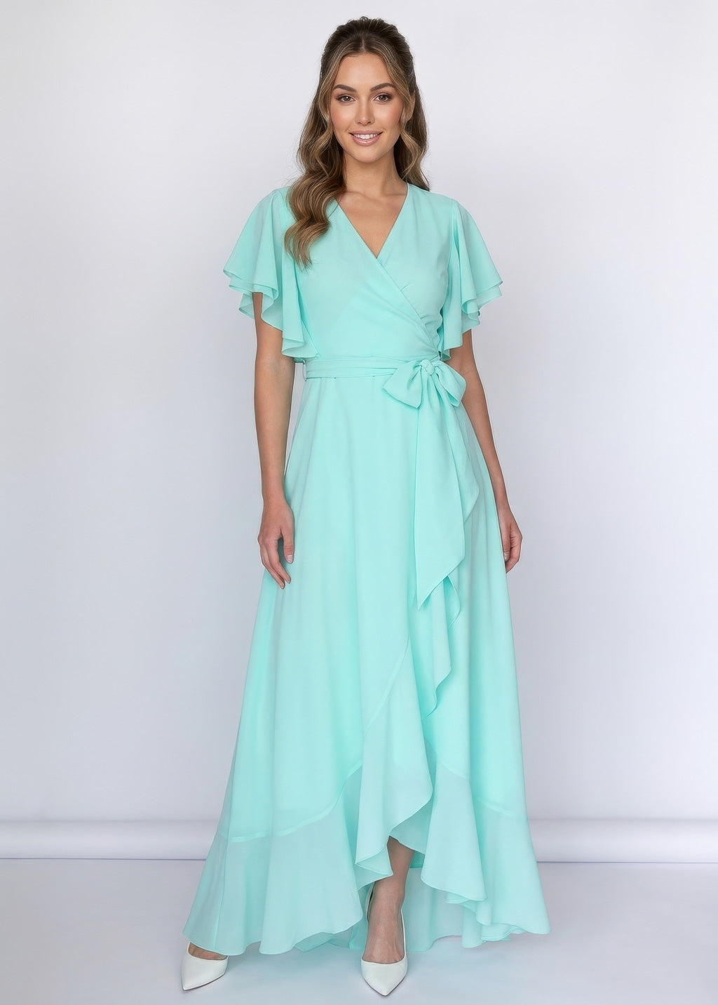 Himmelblaues Wickelkleid aus Chiffon 