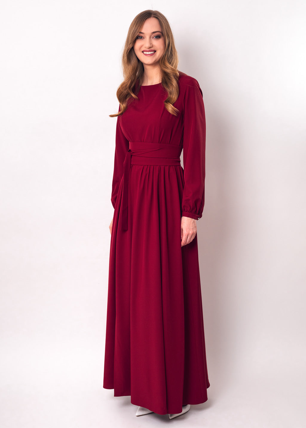 Burgundy long dress with belt