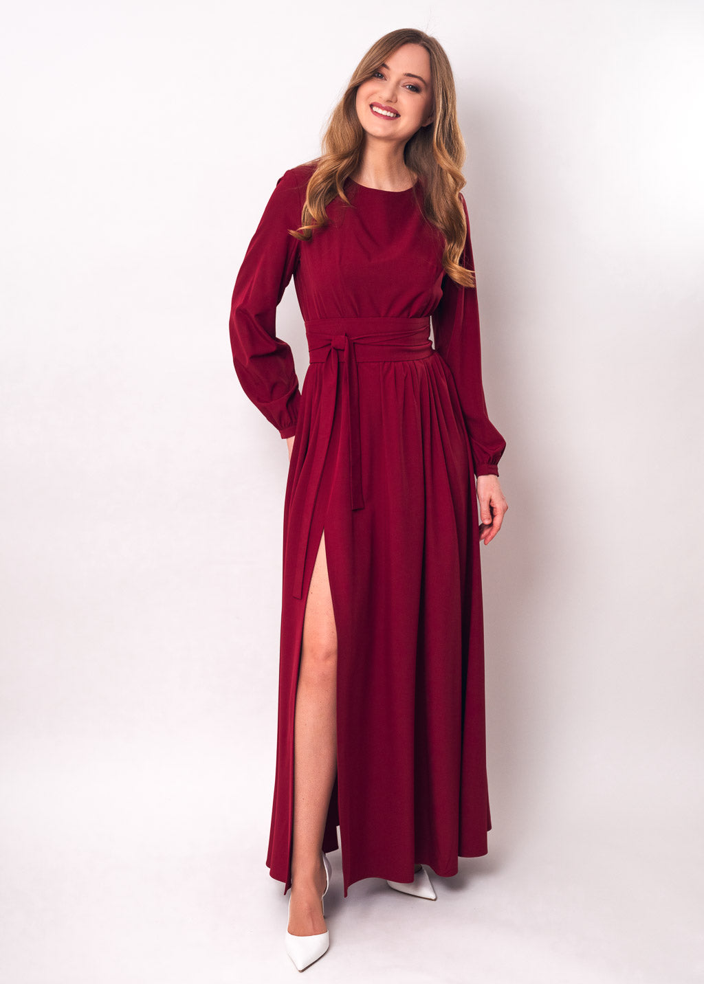 Burgundy long dress with belt